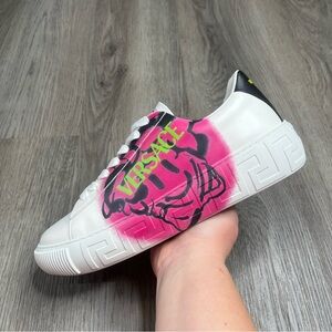 Versace Mens Medusa Smiling Greca Low Top Sneakers Shoes White 42.5 EU / 9.5 US